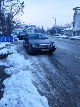 Mercedes-Benz E 320, снимка 3