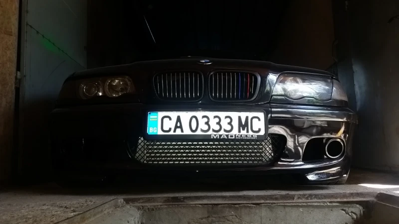 BMW 330, снимка 7 - Автомобили и джипове - 48230317