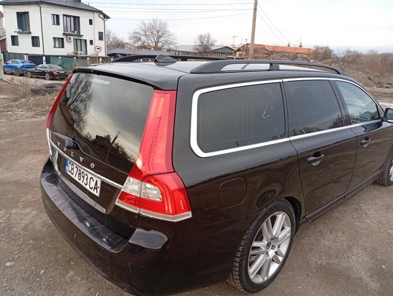 Volvo V70 2.5 t5 bifuel, снимка 2 - Автомобили и джипове - 48930529