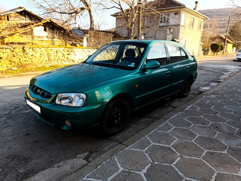 Hyundai Accent, снимка 5 - Автомобили и джипове - 49064597