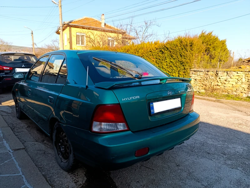 Hyundai Accent, снимка 3 - Автомобили и джипове - 49064597