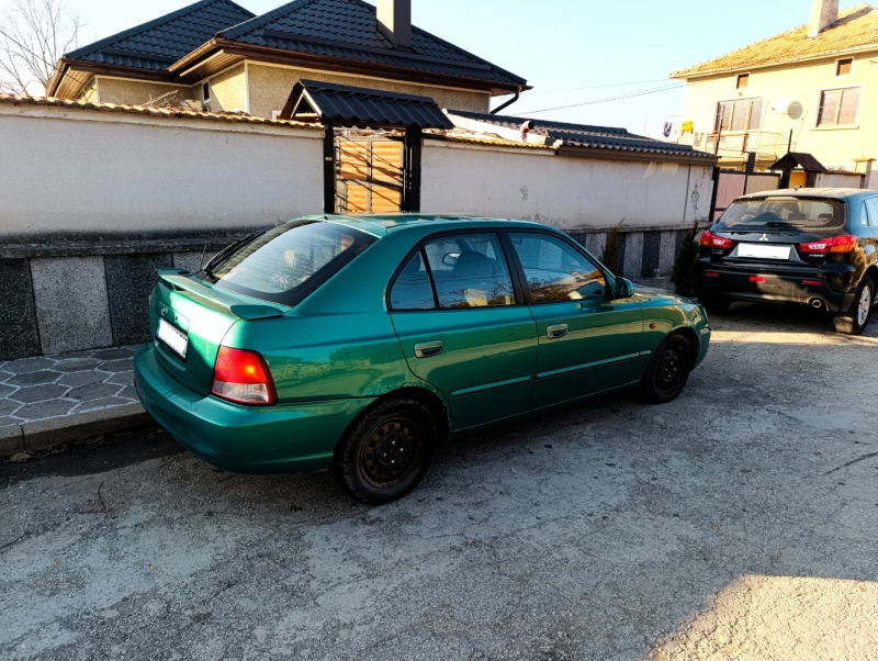 Hyundai Accent, снимка 2 - Автомобили и джипове - 49064597