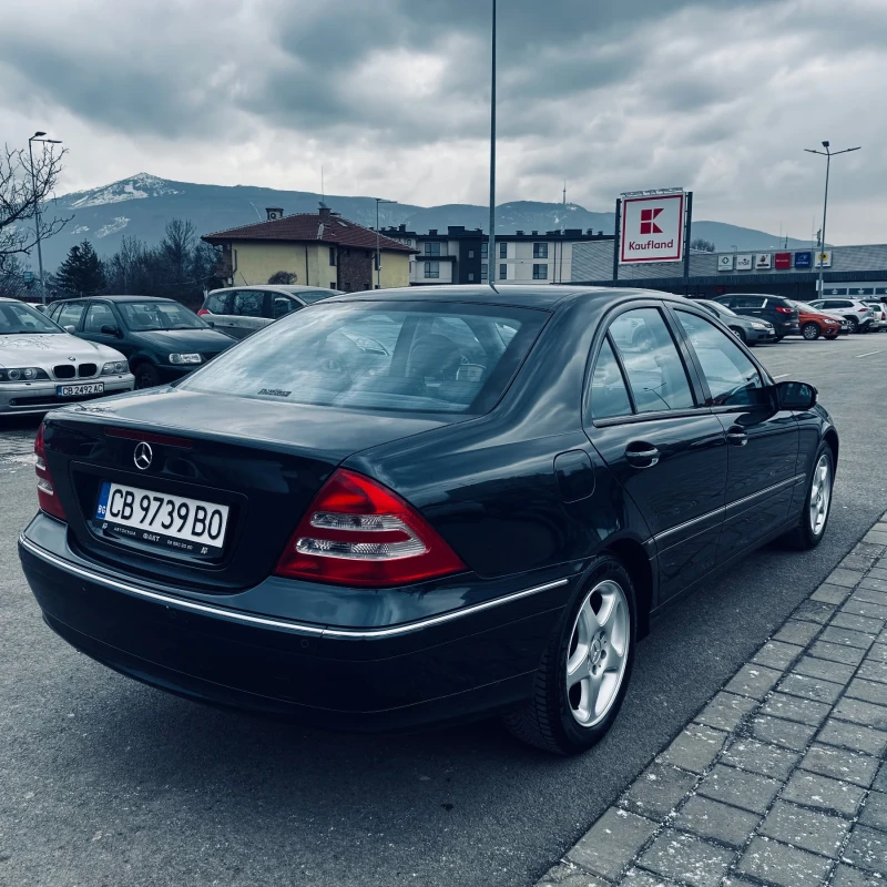 Mercedes-Benz C 270 Avantgarde, снимка 4 - Автомобили и джипове - 49307136