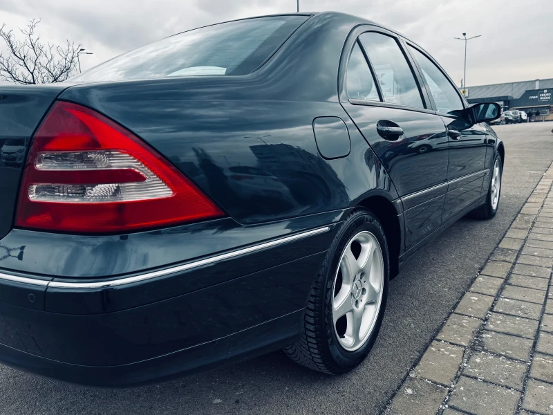 Mercedes-Benz C 270 Avantgarde, снимка 7 - Автомобили и джипове - 49307136