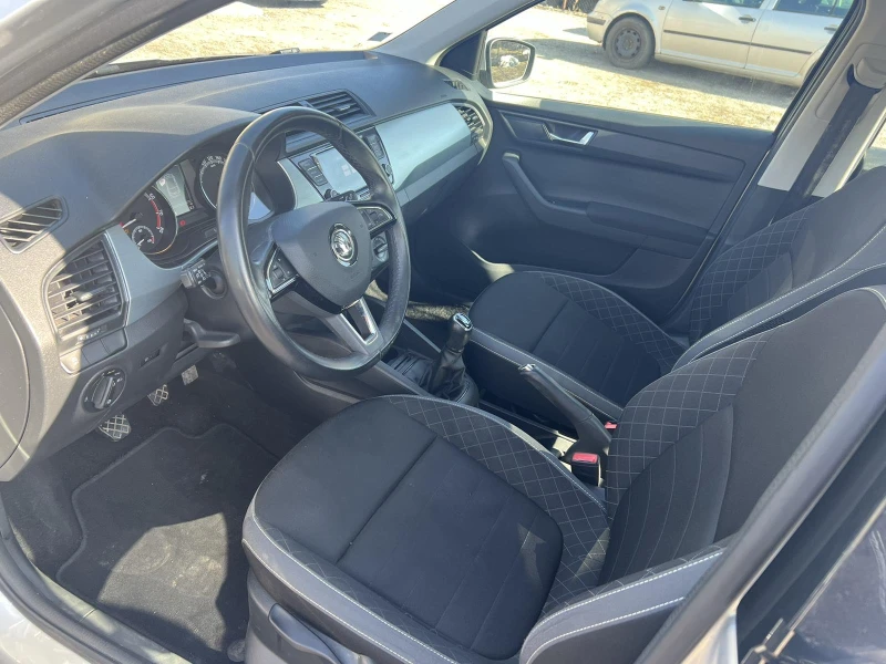 Skoda Fabia 1.0 75к.с., снимка 10 - Автомобили и джипове - 50327254