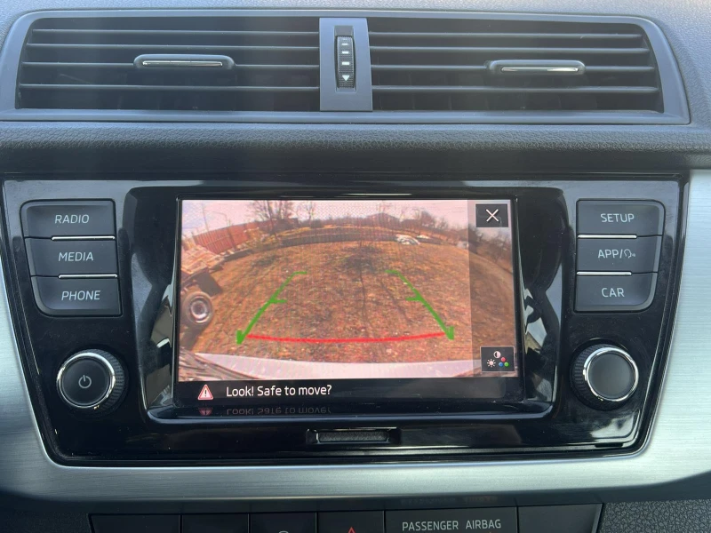 Skoda Fabia 1.0 75к.с., снимка 15 - Автомобили и джипове - 50327254