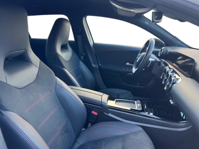 Mercedes-Benz A 200 d, снимка 11 - Автомобили и джипове - 52035884