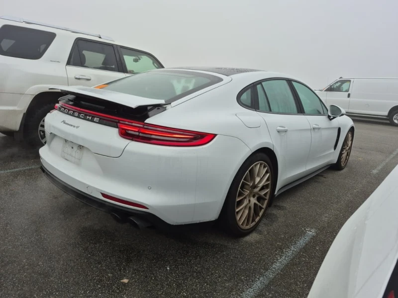 Porsche Panamera * RWD * CARFAX * ЦЕНА ДО БГ, снимка 3 - Автомобили и джипове - 52990240