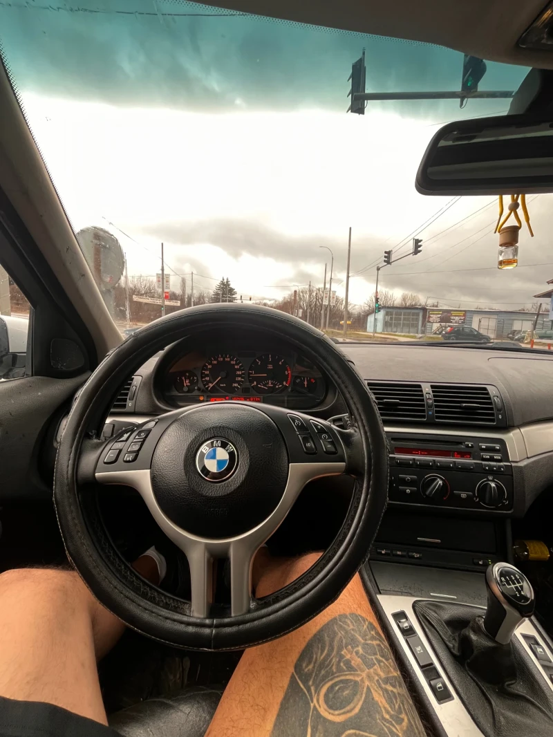 BMW 330, снимка 6 - Автомобили и джипове - 53483267