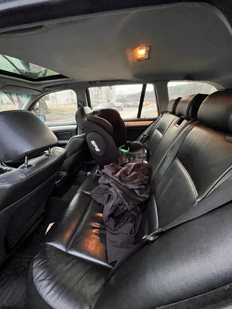 BMW 330, снимка 9 - Автомобили и джипове - 53483267