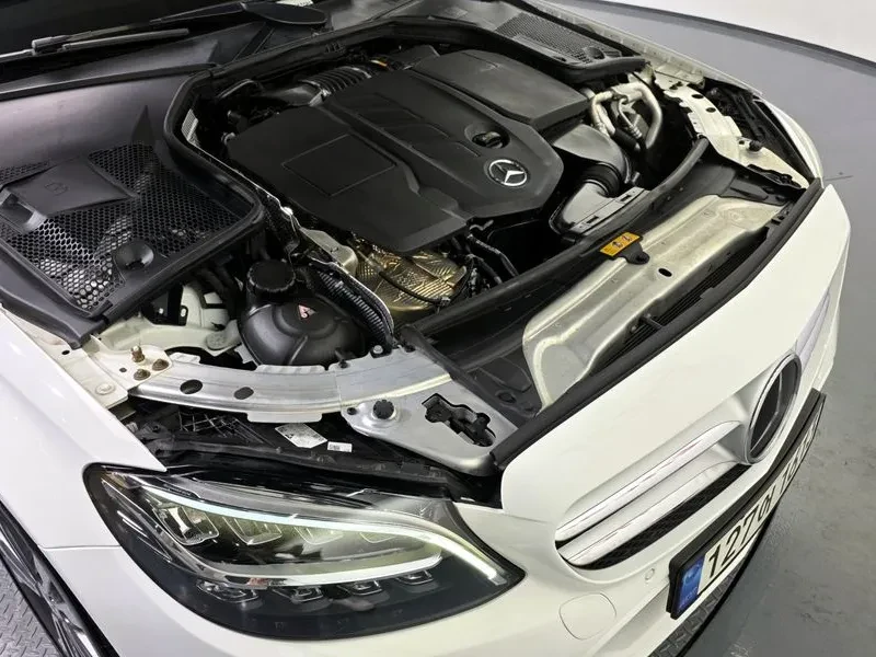 Mercedes-Benz C 220 d, снимка 6 - Автомобили и джипове - 54287263