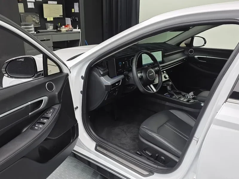 Hyundai Sonata 2.0 Lpg Business, снимка 10 - Автомобили и джипове - 55886658