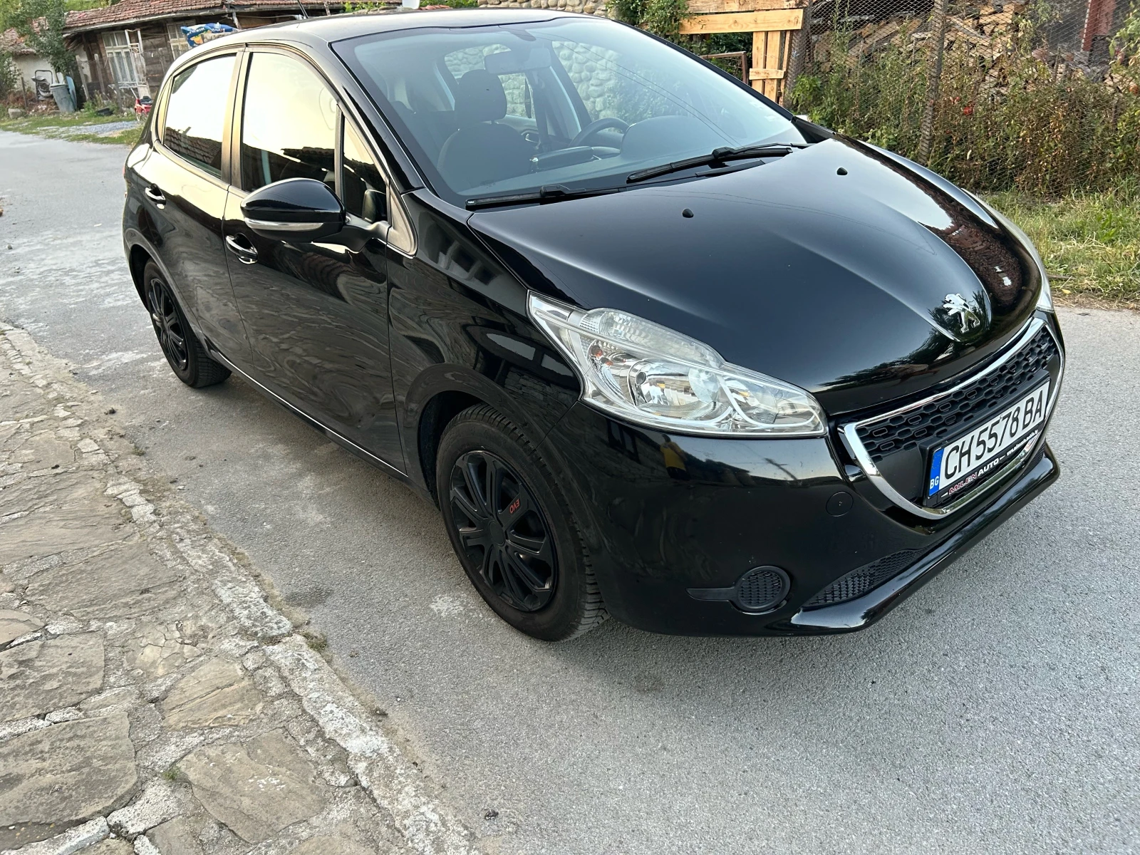 Peugeot 208  - изображение 3