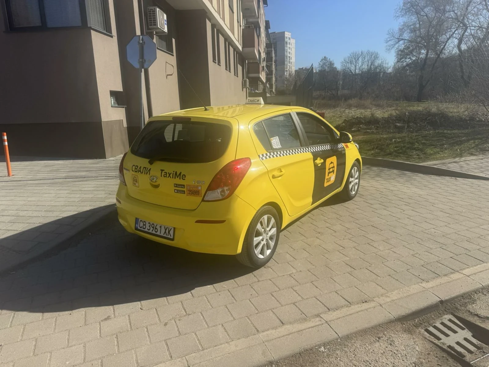Hyundai I20  1 3 газ 2013го - изображение 2