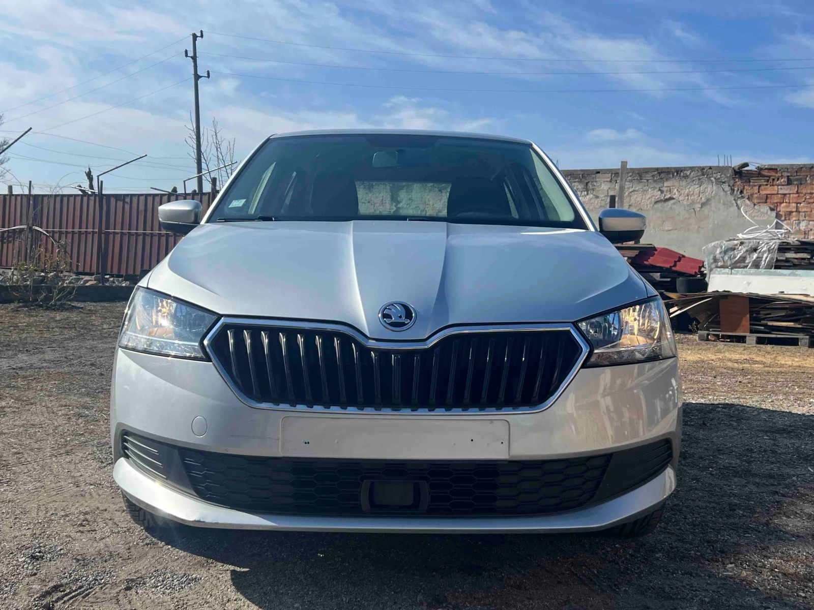 Skoda Fabia 1.0 75к.с. - изображение 3