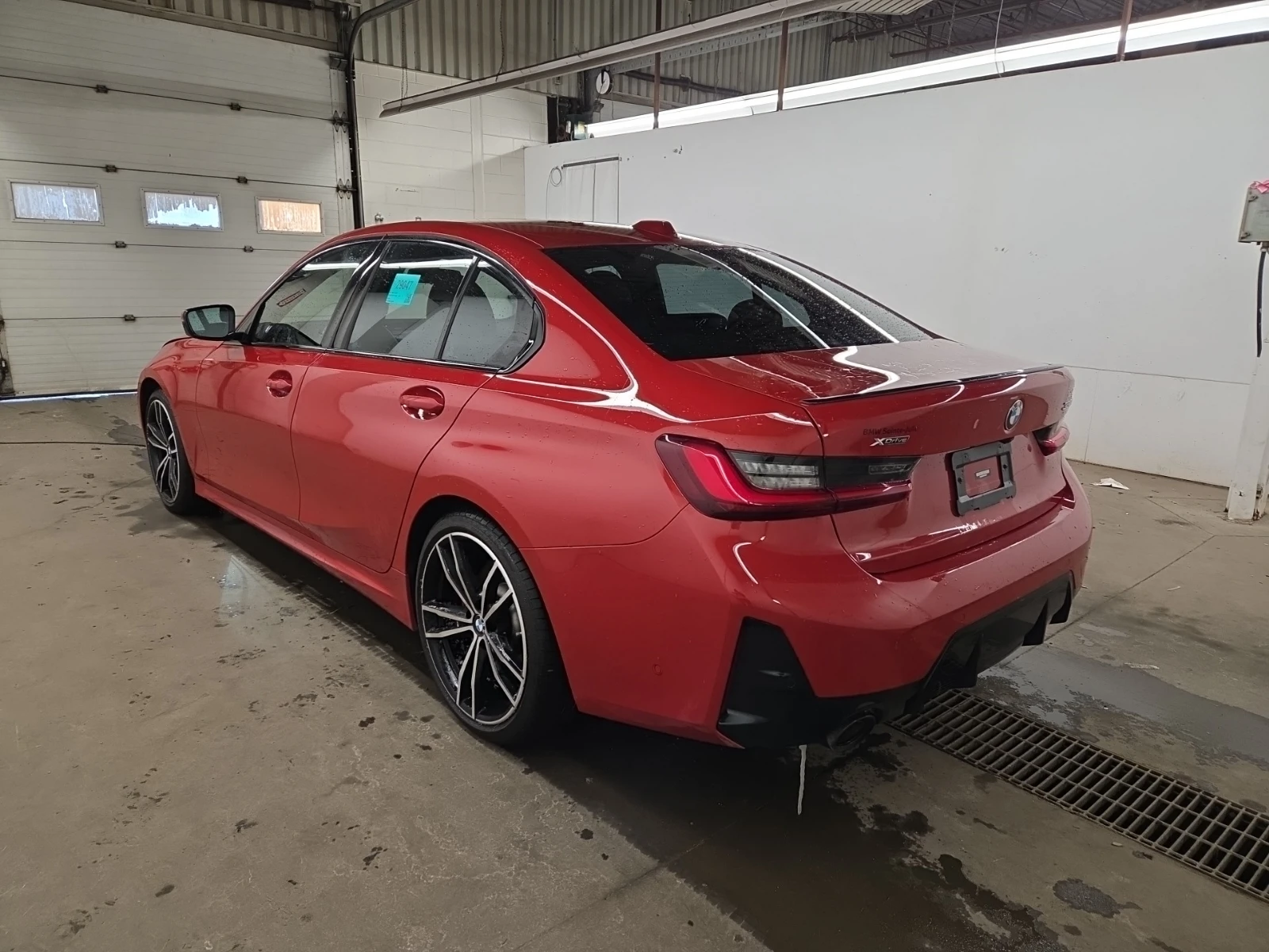 BMW 330 * xDrive * CARFAX* ОПЦИЯ ЗА ФИНАНСИРАНЕ*  - изображение 4