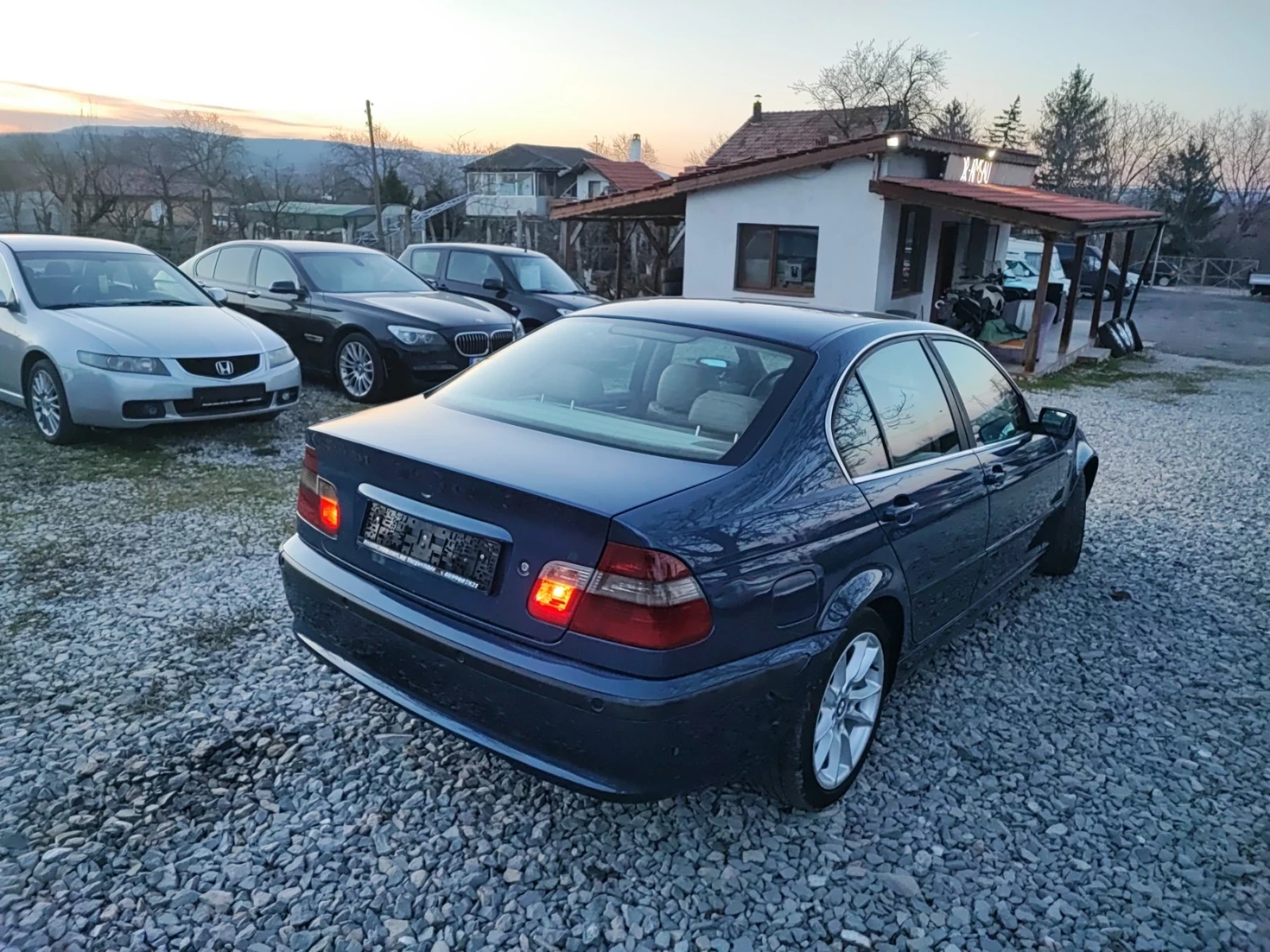 BMW 330 xDrive 3.0/180kc, снимка 7 - Автомобили и джипове - 53784977