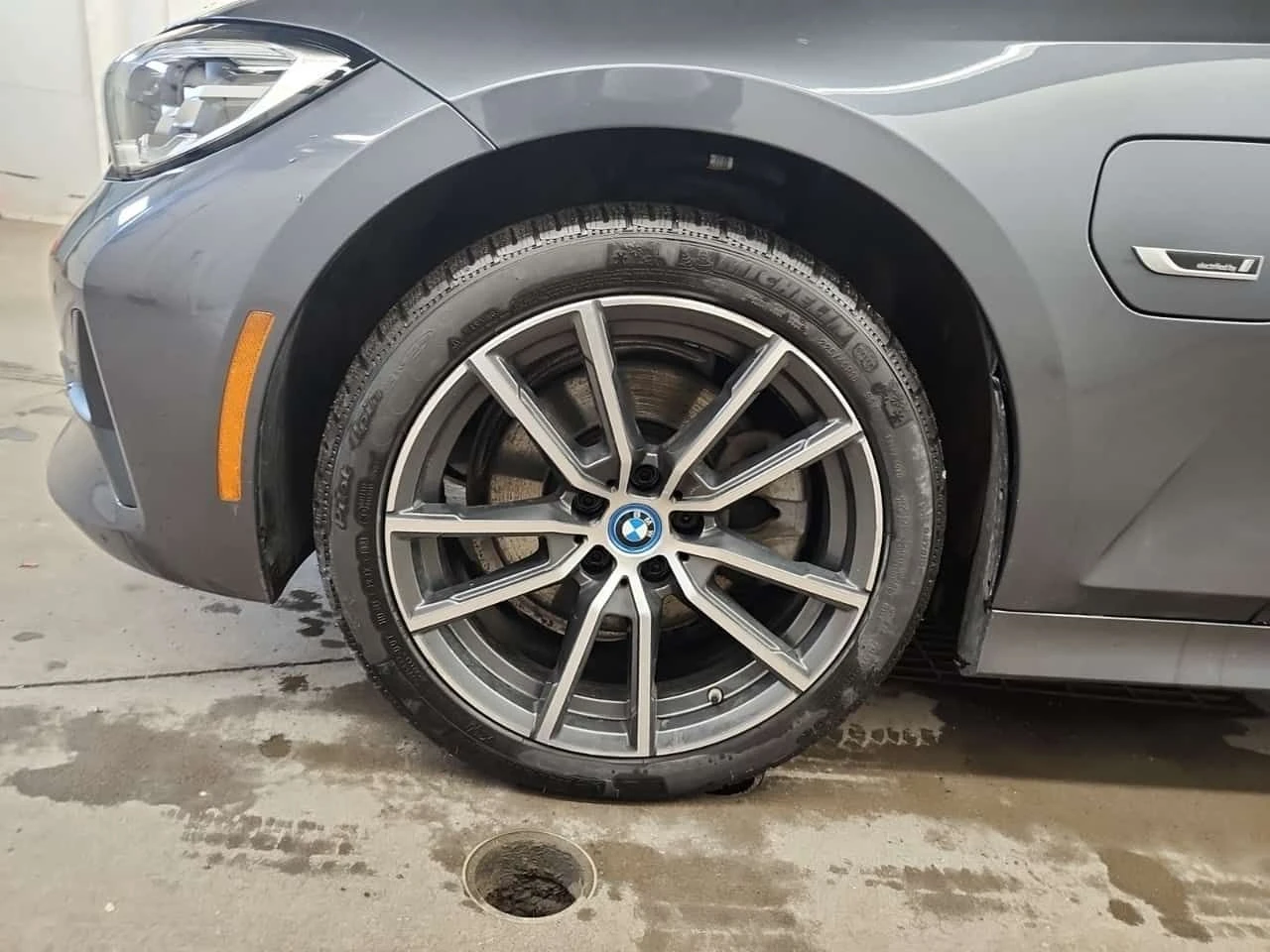 BMW 330 * 330e xDrive * ������ * 2 ����� * �������� | Mobile.bg � ����������� 7