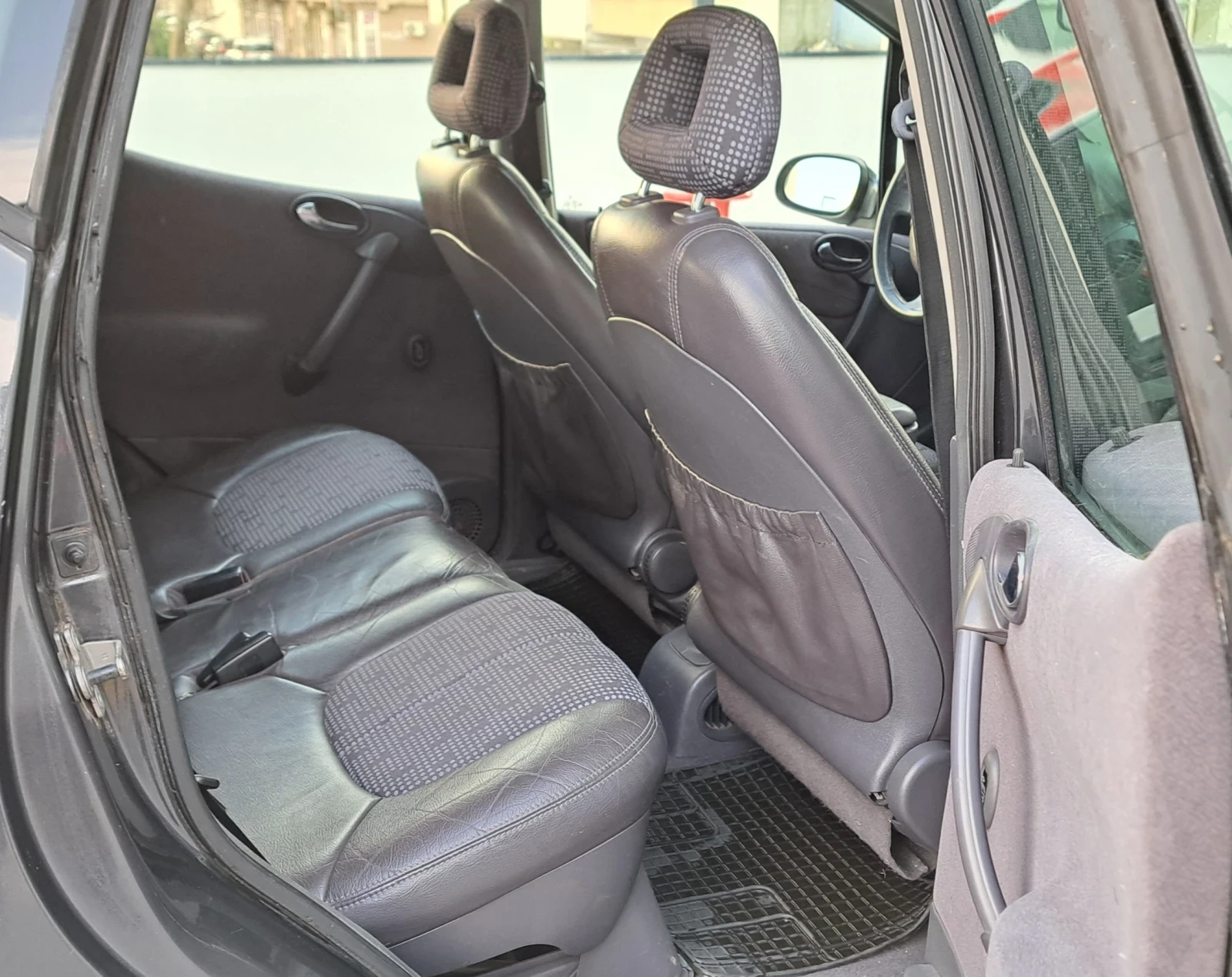 Mercedes-Benz A 160 AVANGARD, снимка 9 - Автомобили и джипове - 53868422