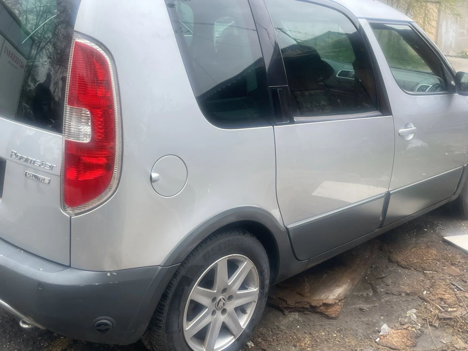 Skoda Roomster 1.6 SCOUT ��������� | Mobile.bg � ����������� 5