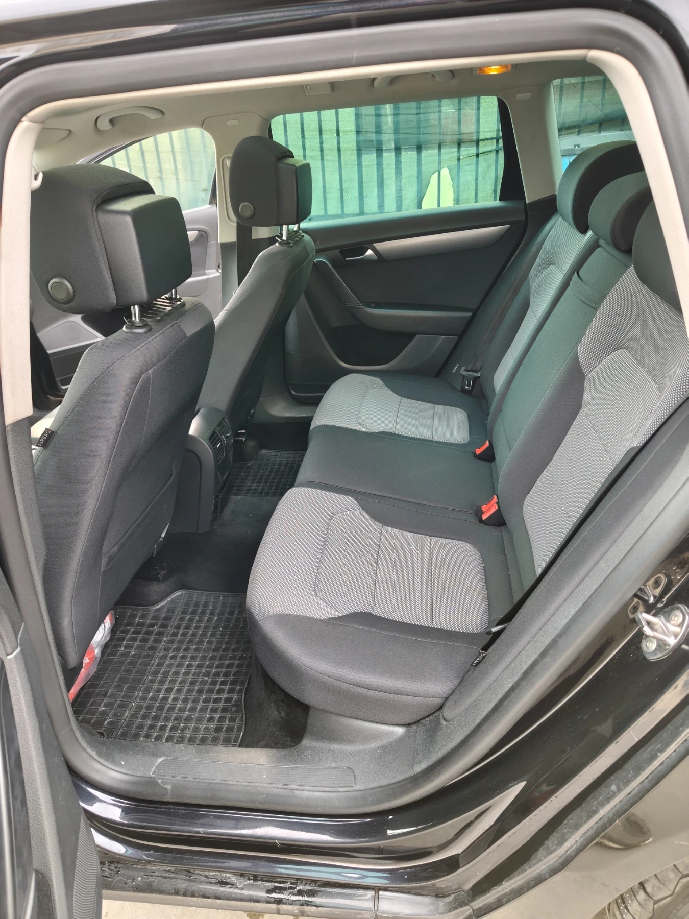VW Passat, снимка 8 - Автомобили и джипове - 54413540