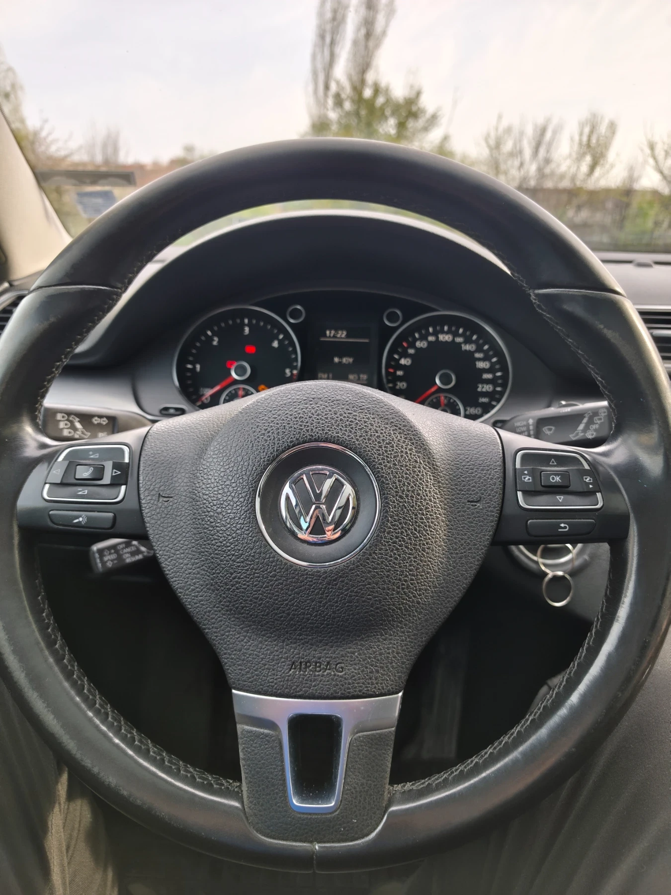 VW Passat, снимка 12 - Автомобили и джипове - 54413540