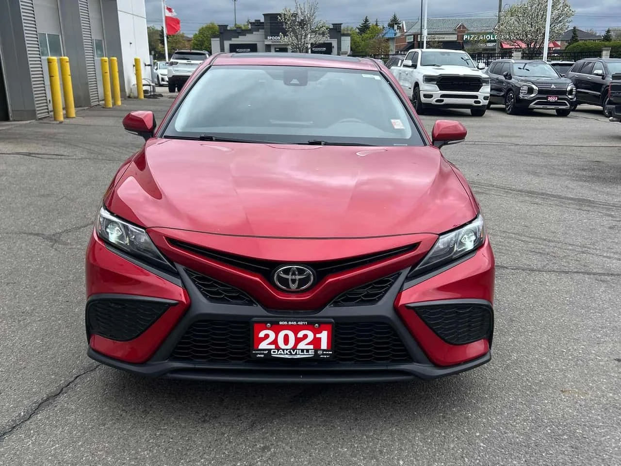 Toyota Camry * SE * CARFAX * БЕЗ ПЪРВОНАЧАЛНА ВНОСКА, снимка 6 - Автомобили и джипове - 54564311