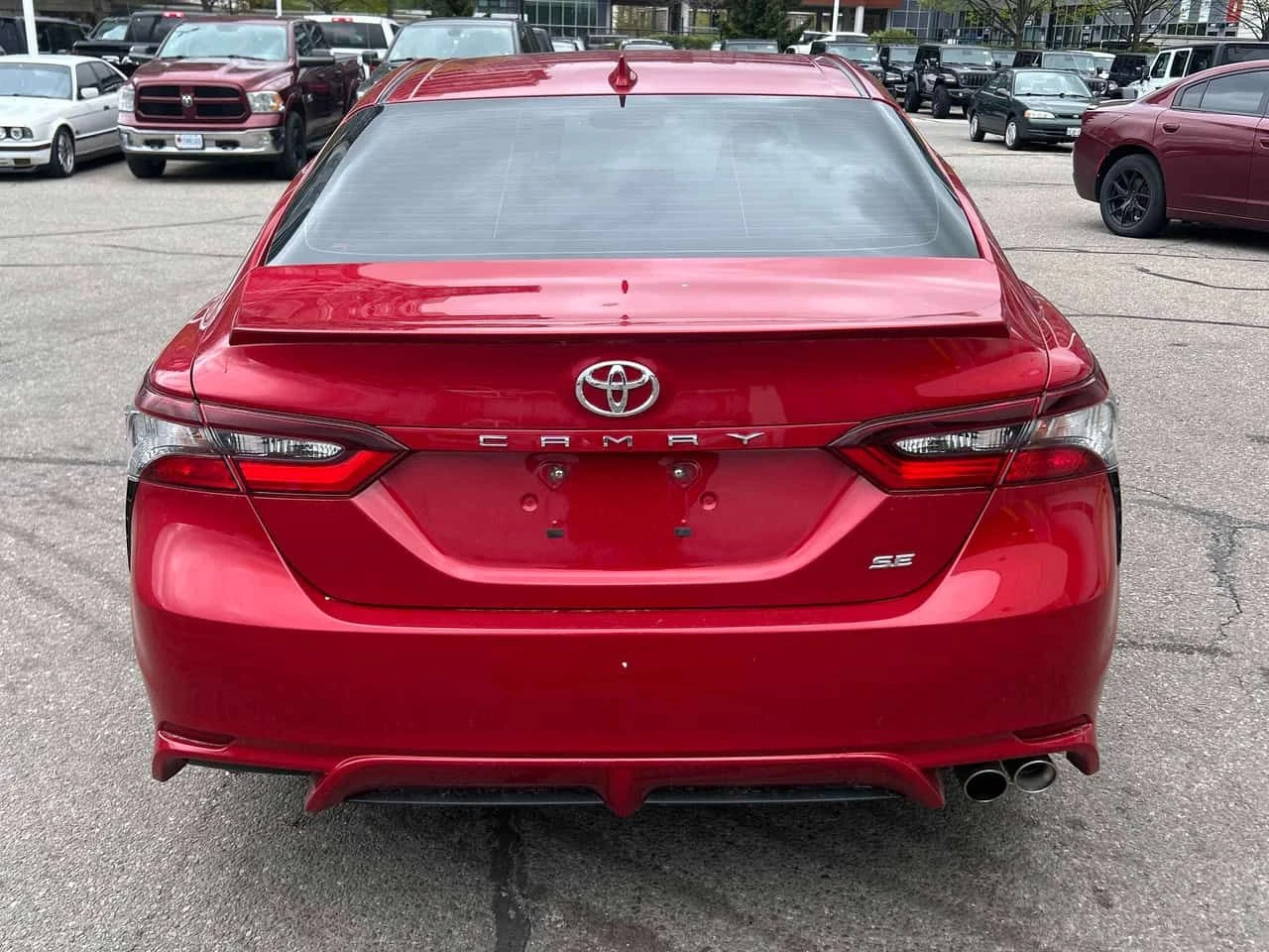 Toyota Camry * SE * CARFAX * БЕЗ ПЪРВОНАЧАЛНА ВНОСКА, снимка 4 - Автомобили и джипове - 54564311