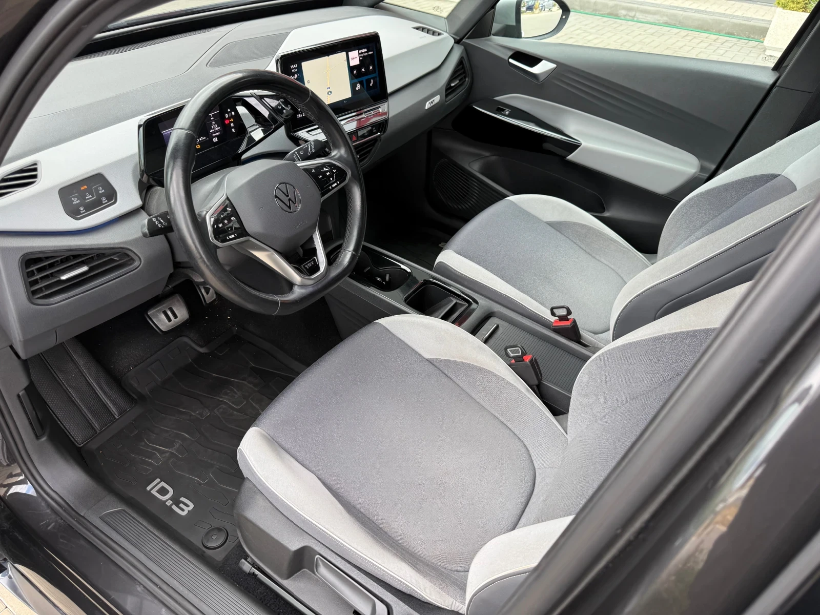VW ID.3 62 KW PRO 1st  SOH 91% LED MATRIX / CAMERA / NAVI | Mobile.bg � ����������� 9