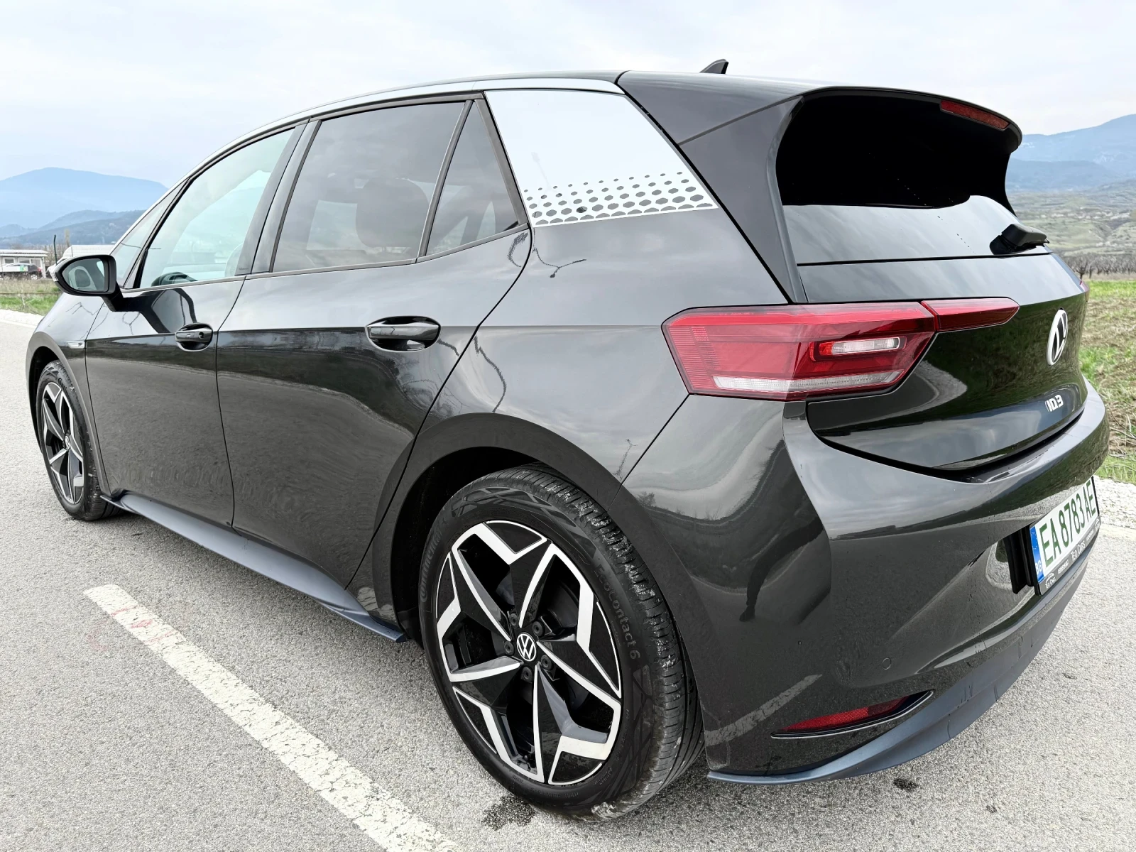 VW ID.3 62 KW PRO 1st / 91% / DISTRONIC / CAMERA / MATRIX | Mobile.bg � ����������� 5