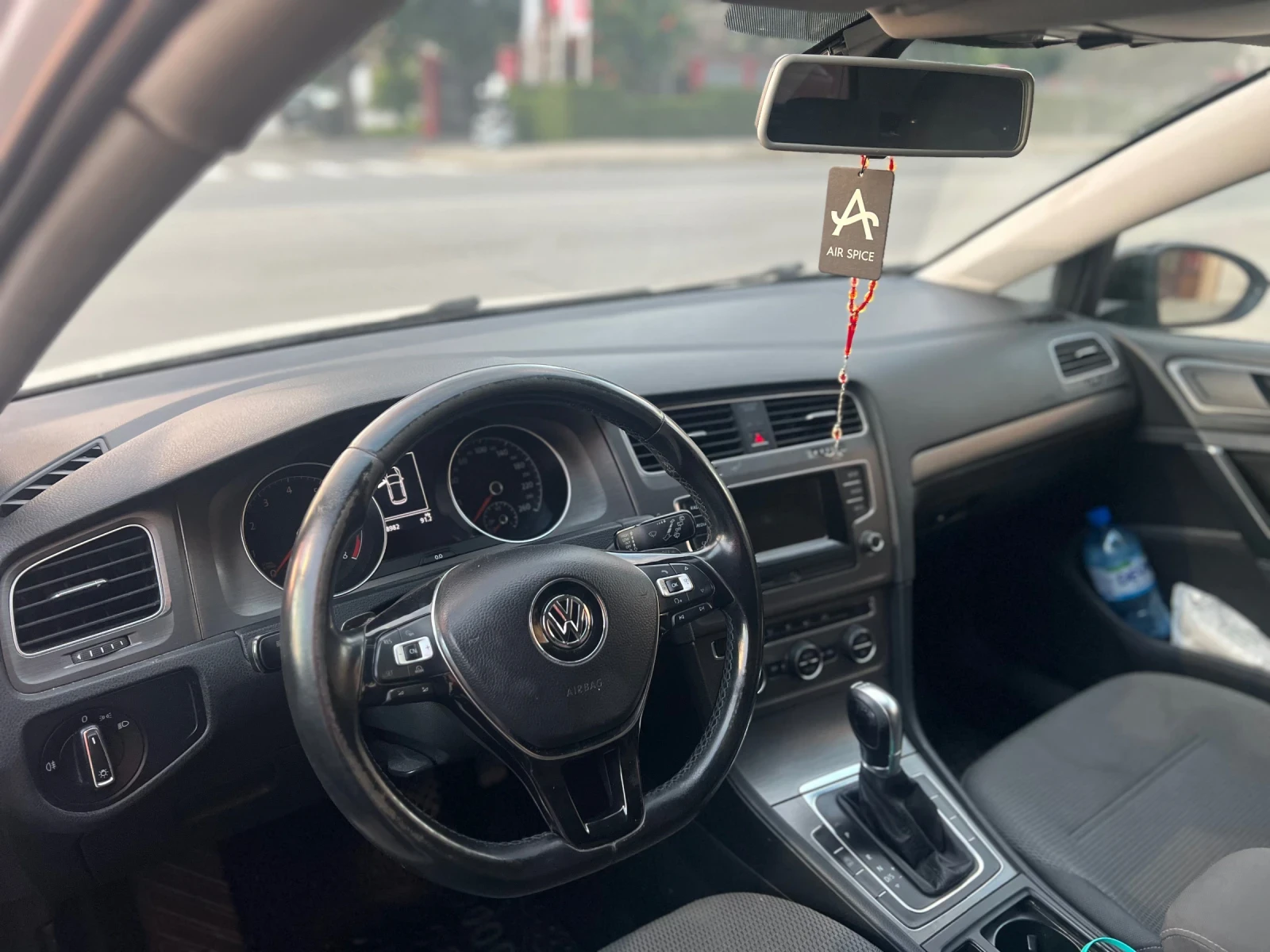 VW Golf 1.4 TSI CUP Edition DSG, снимка 5 - Автомобили и джипове - 55450015