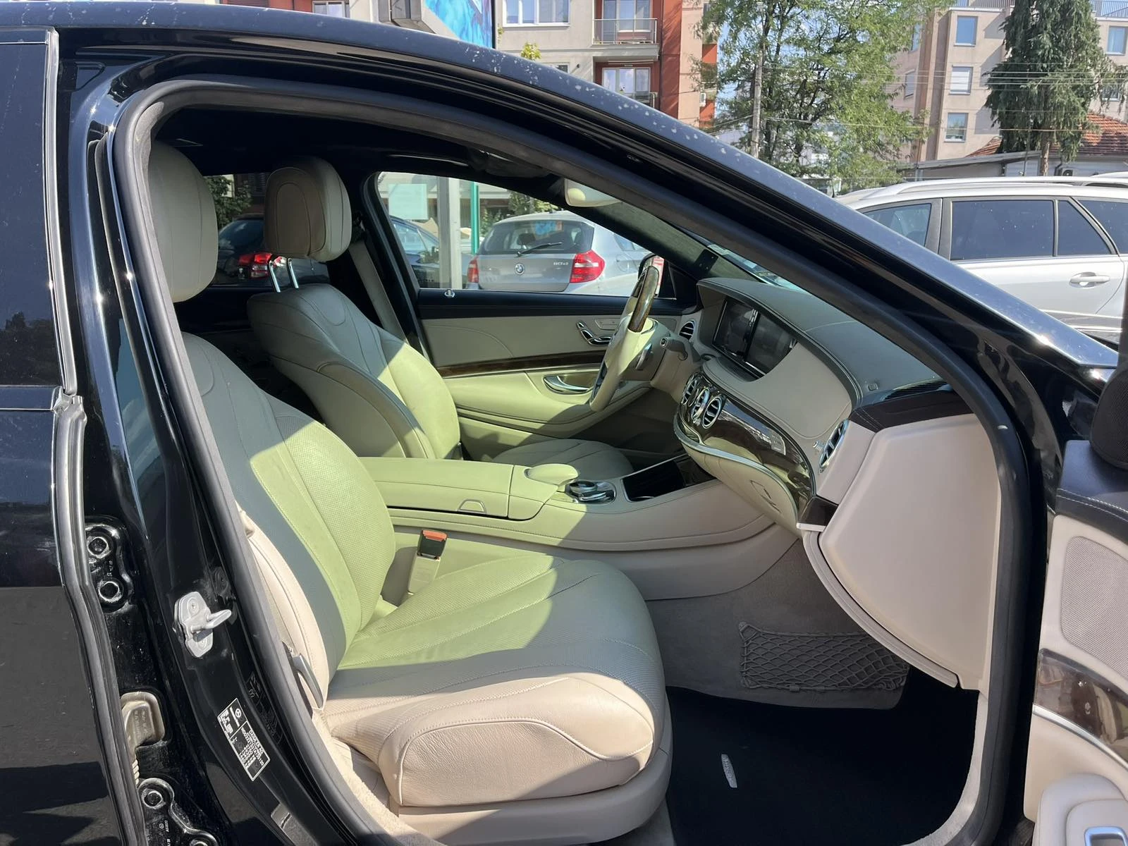 Mercedes-Benz S 350 S350 AMG PAKET 4X4, снимка 11 - Автомобили и джипове - 55570131