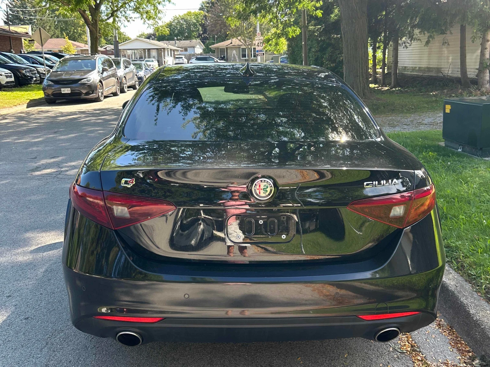 Alfa Romeo Giulia * 4dr Sdn AWD* АВТОКРЕДИТ БЕЗ ПЪРВОНАЧАЛНА ВНОСКА*, снимка 4 - Автомобили и джипове - 56065928