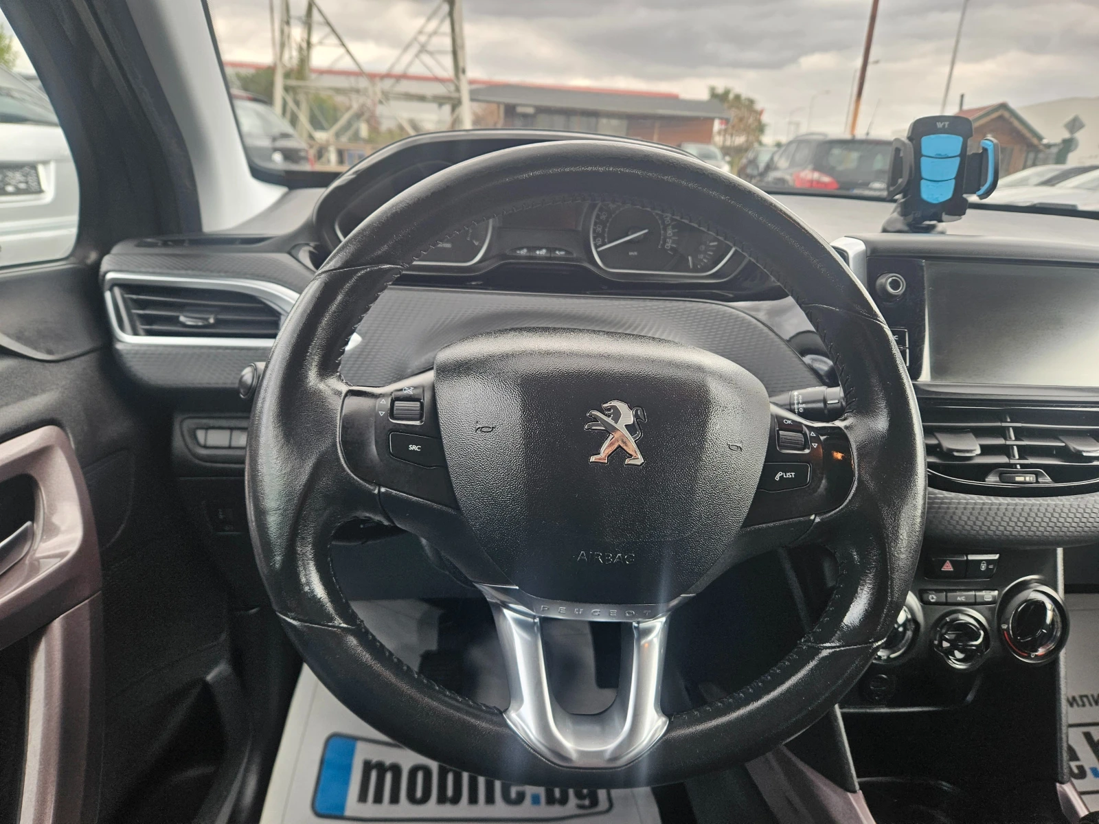 Peugeot 2008 1.2 PURETECH ПЕРФЕКТНО, снимка 8 - Автомобили и джипове - 56270597