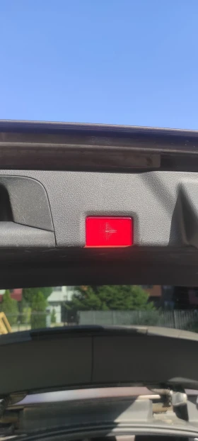 Mercedes-Benz 250 GLC , снимка 5