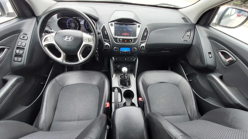 Hyundai IX35 1.7 НАВИ FULL, снимка 14 - Автомобили и джипове - 47065201