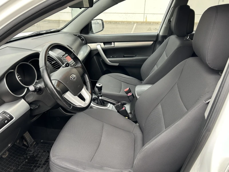 Kia Sorento 2.4i GPL- BRC, снимка 10 - Автомобили и джипове - 47305424