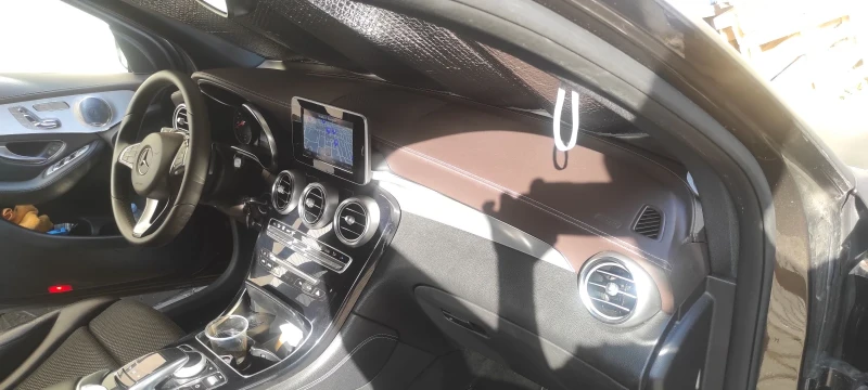 Mercedes-Benz 250 GLC , снимка 7 - Автомобили и джипове - 52729983