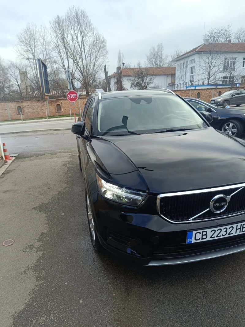 Volvo XC40 2.0 T, снимка 4 - Автомобили и джипове - 52752576