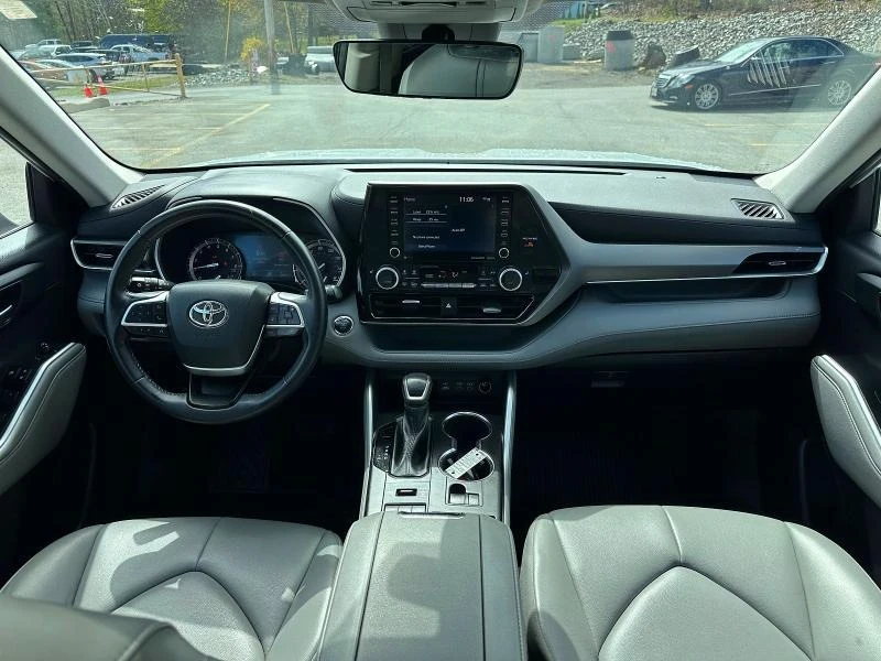 Toyota Highlander, снимка 8 - Автомобили и джипове - 54624103