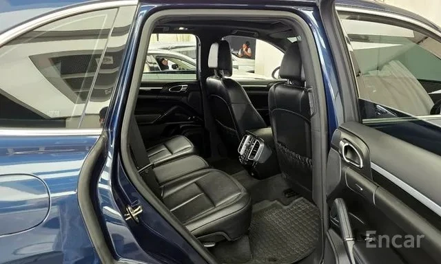 Porsche Cayenne S Diesel 4.2, снимка 10 - Автомобили и джипове - 54704938