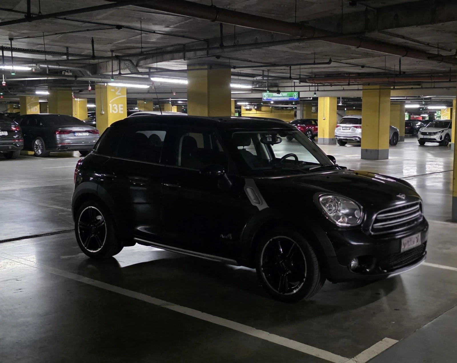 Mini Countryman MINI COOPER D ALL4 - изображение 3