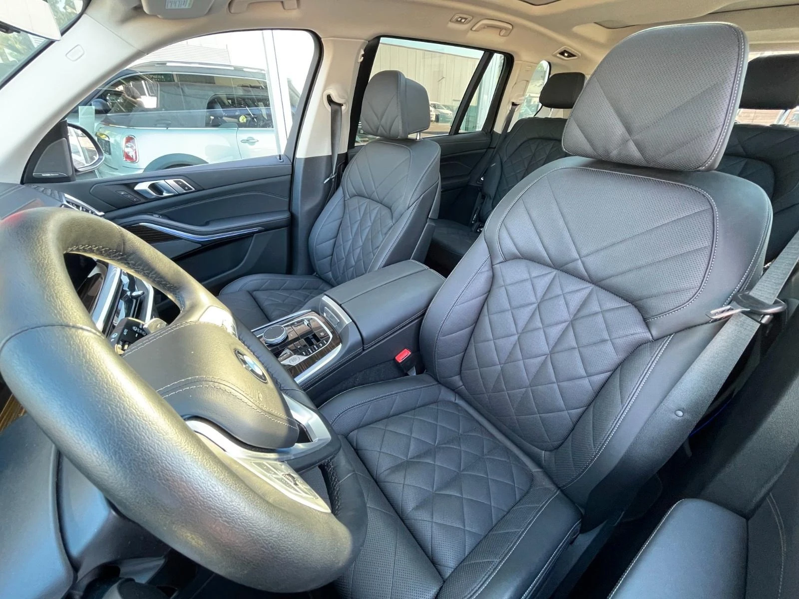 BMW X7 40i* PANO* DISTR* KEYLESS* H&K* HEAD-UP*  - изображение 5