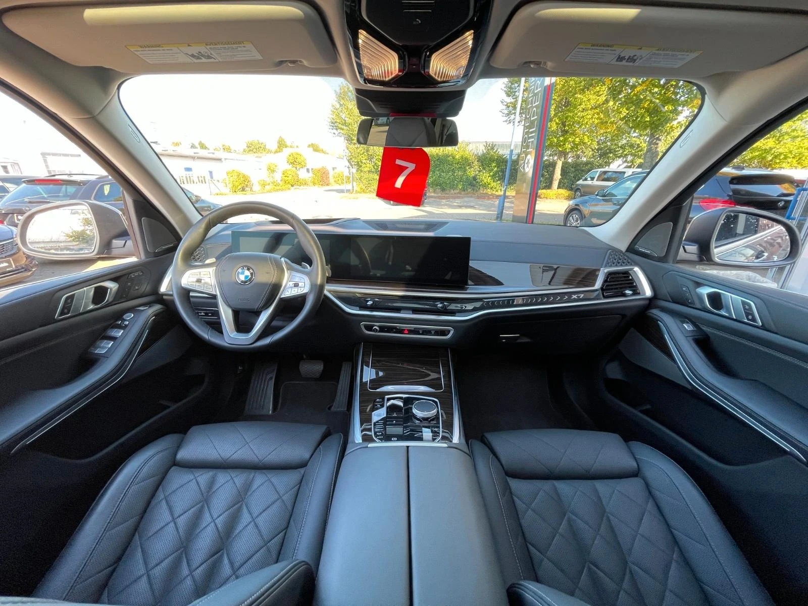 BMW X7 40i* PANO* DISTR* KEYLESS* H&K* HEAD-UP*  - изображение 9