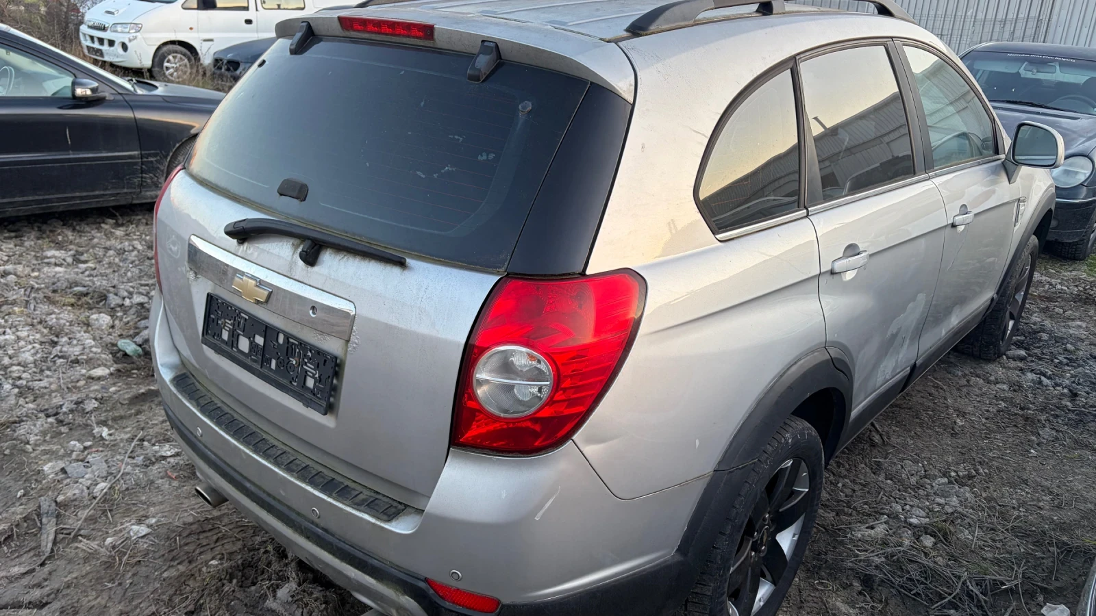 Chevrolet Captiva 2.0d - изображение 3