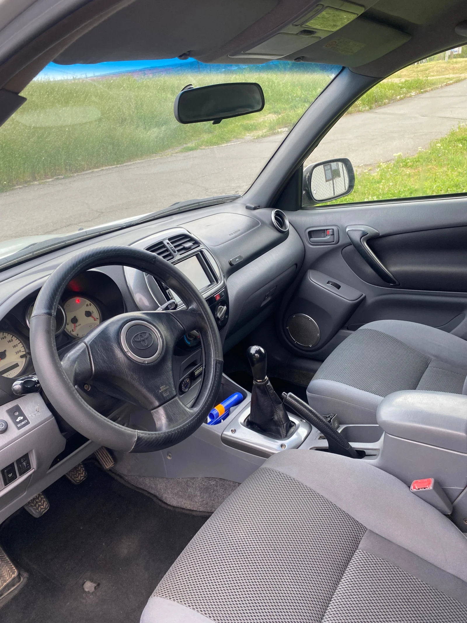 Toyota Rav4, снимка 3 - Автомобили и джипове - 54487157