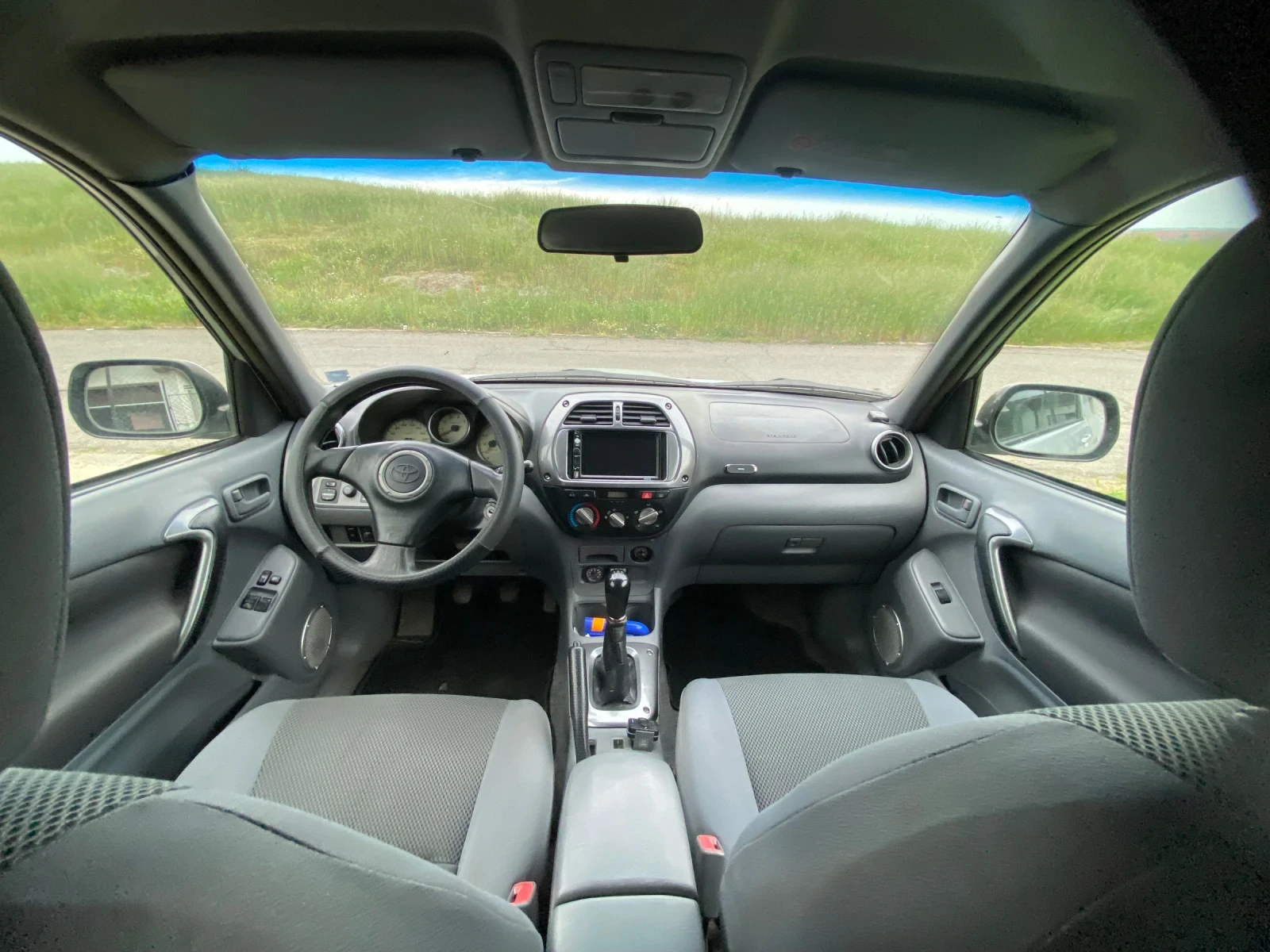 Toyota Rav4, снимка 4 - Автомобили и джипове - 54487157