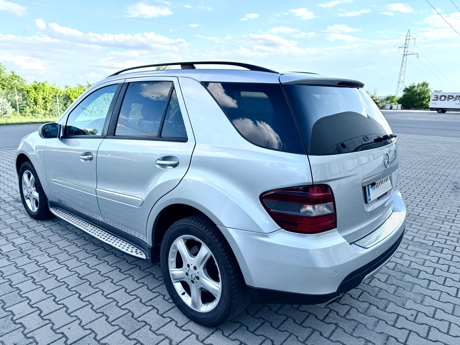 Mercedes-Benz ML 320, снимка 3 - Автомобили и джипове - 54962651