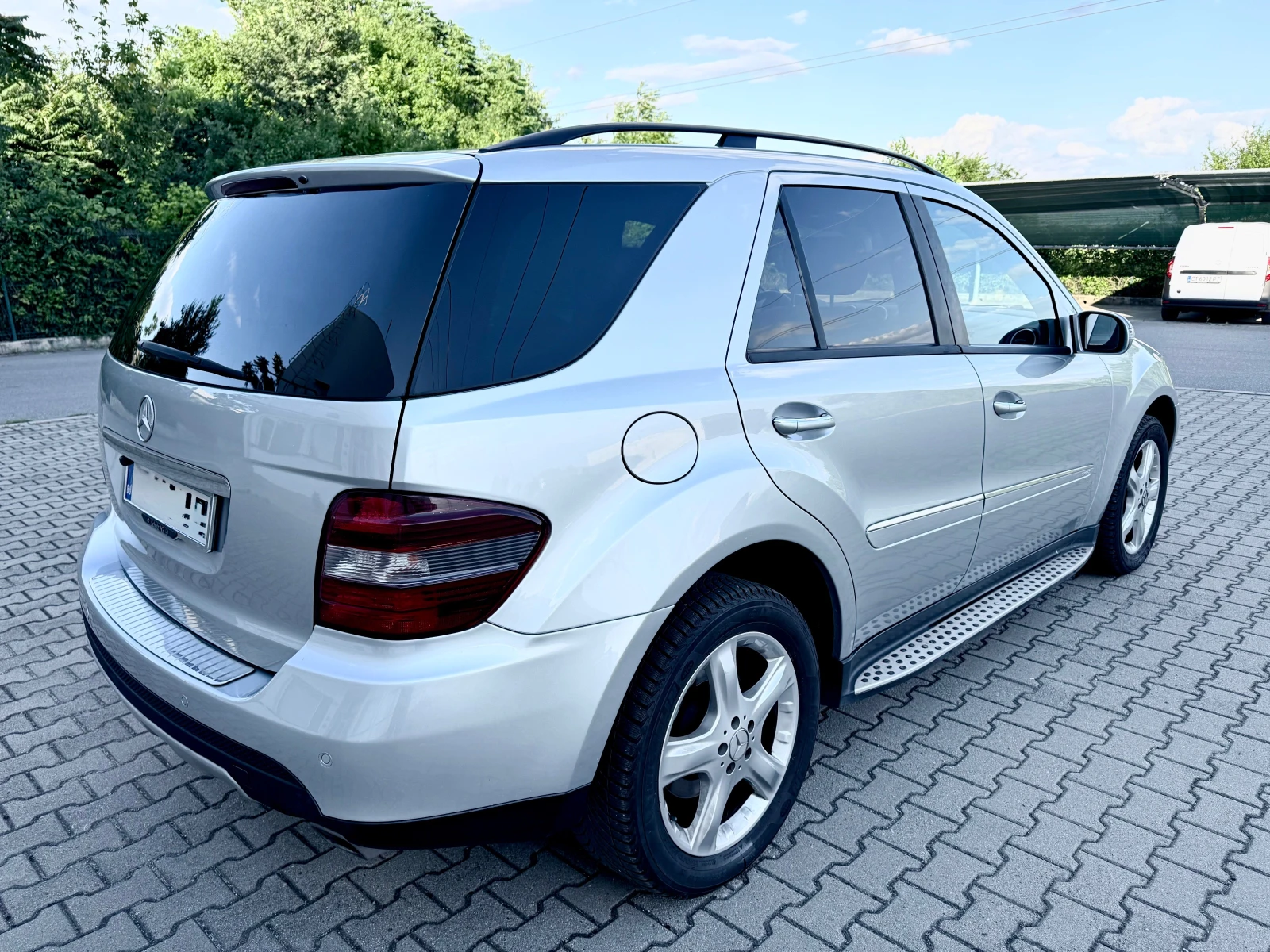 Mercedes-Benz ML 320, снимка 4 - Автомобили и джипове - 54962651