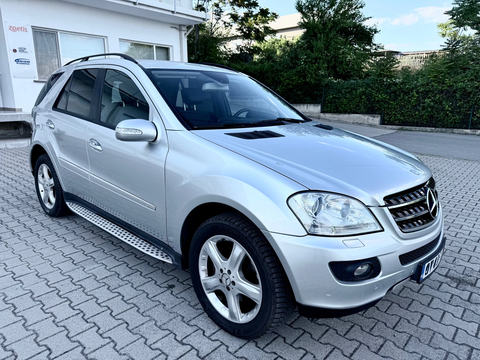 Mercedes-Benz ML 320, снимка 6 - Автомобили и джипове - 54962651